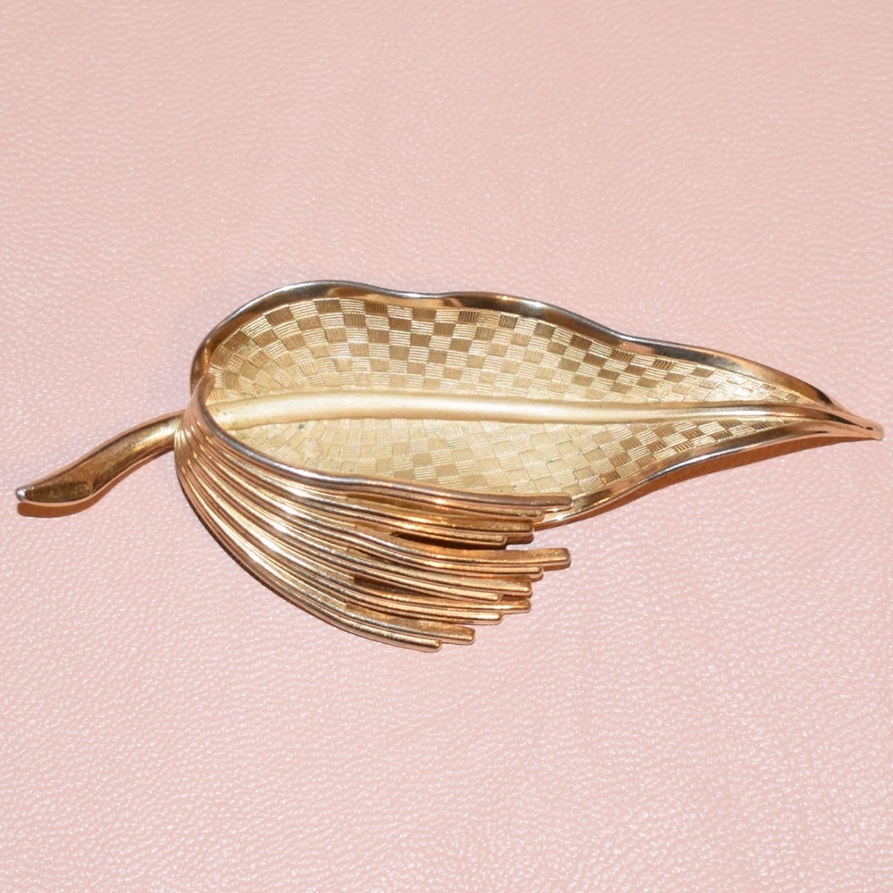 🍂 Vintage Coro brooch 🍂